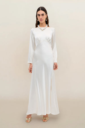 Devina  -  Pearl